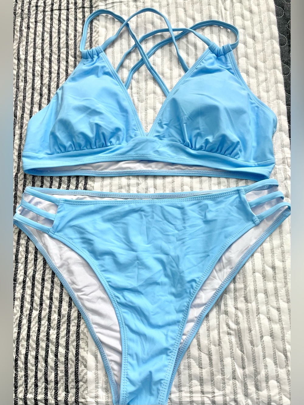 Amazon - Light Blue Padded Cup Bikini Set! NWOT - Large